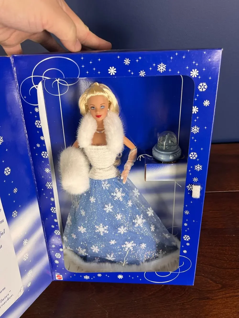 New In Box Mattel Snow Sensation Barbie Doll